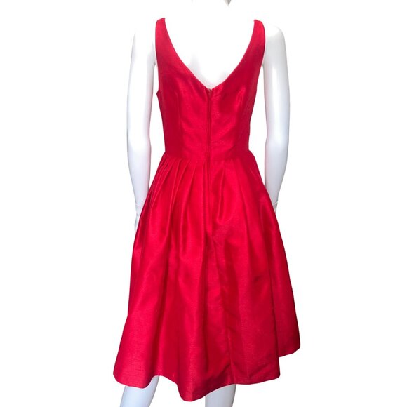 Retrospec’d Clothing Red Fit & Flare Dress V-Neck Back Pleated Skirt Size 4 - Picture 2 of 9